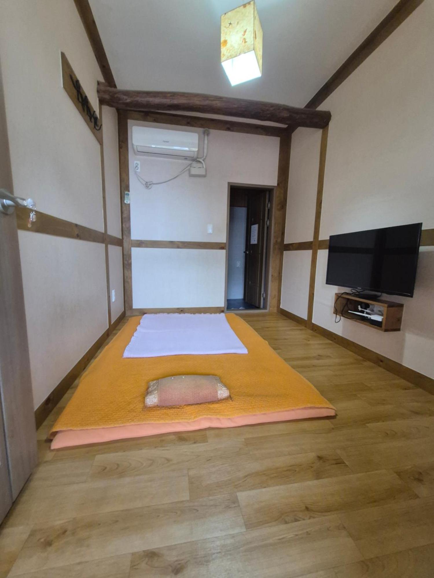 Jeonju Tosarang Guesthouse Quarto foto